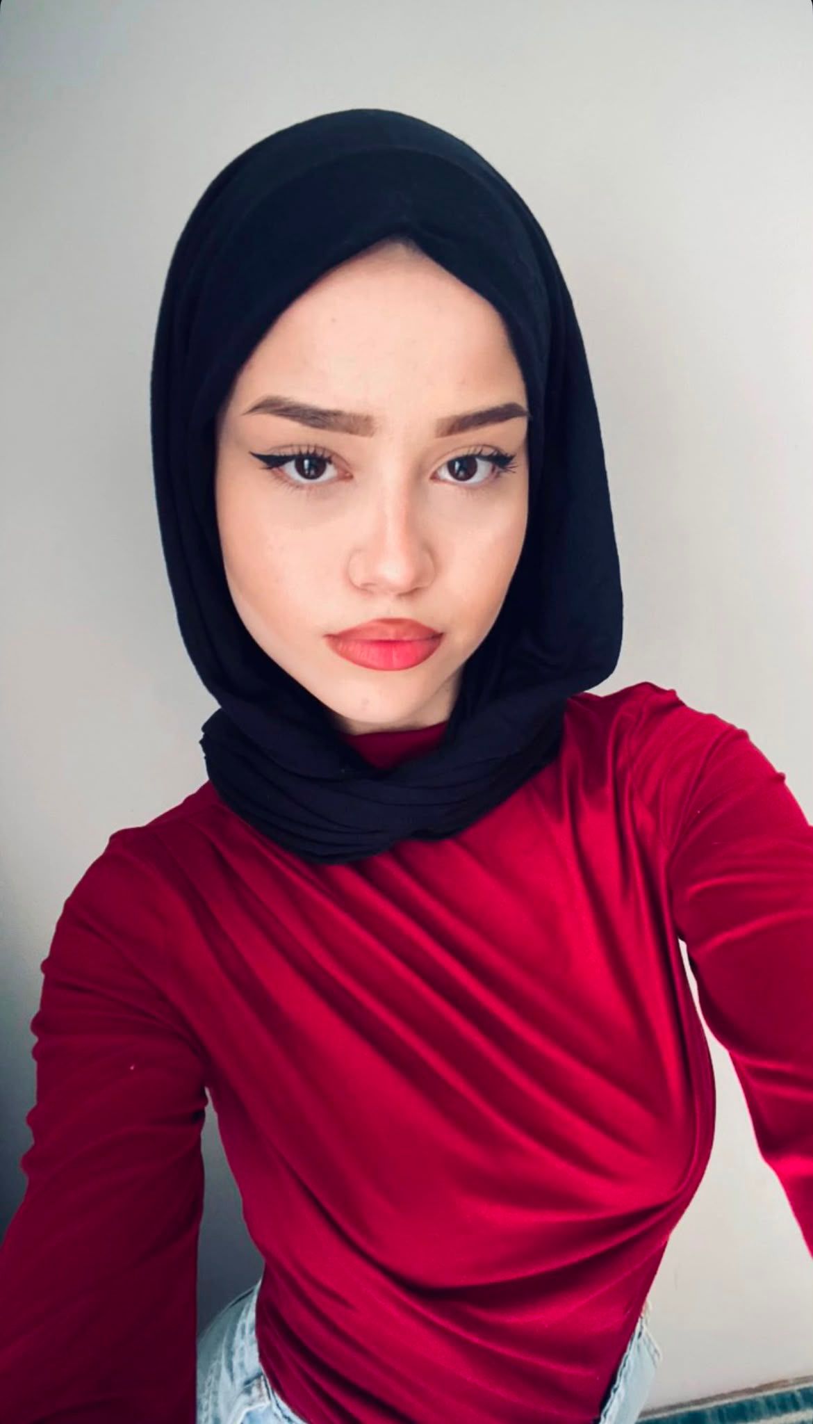 Kelkit Sevecen Kadın Escort Aline